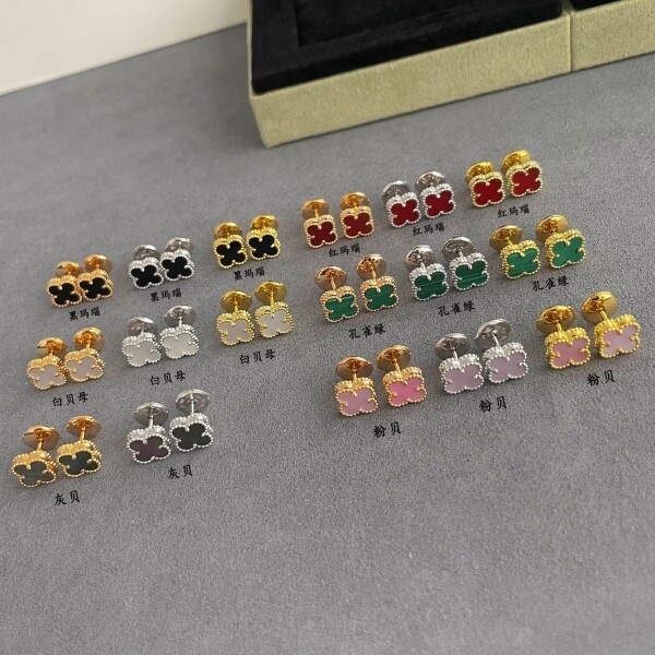 반클리프 아펠 VanCleef&Arpels 클래식 네잎클로버 스타일리쉬 이어링